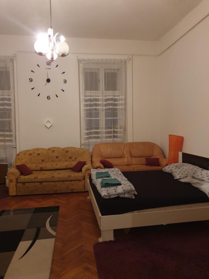 Izisz Debrecen Eksteriør bilde